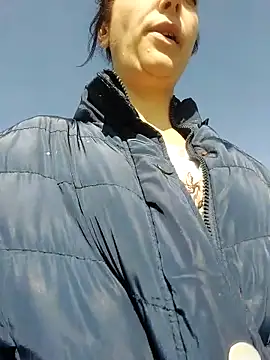 Snapshot of JoLeNe27 chatting on 21, 3, 2025 JoLeNe27 online show from 21, 3, 2025