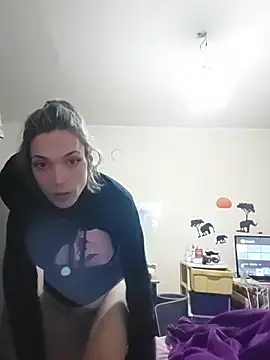 Snapshot of JoLeNe27 chatting on 13, 12, 2025 JoLeNe27 online show from 13, 12, 2025