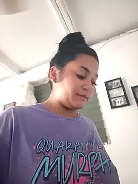 Snapshot of shayna_all chatting on 7, 3, 2025 shayna all online show from 7, 3, 2025