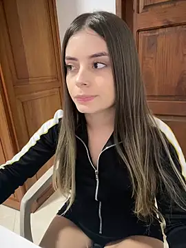 Miss valeriaa online show from 6, 2, 2025