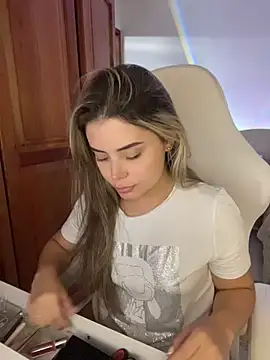 Miss valeriaa online show from 18, 7, 2026