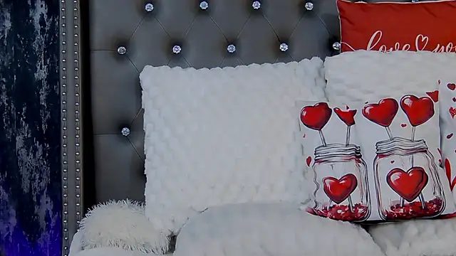 Snapshot of IsabelleEthan chatting on 6, 2, 2025 IsabelleEthan online show from 6, 2, 2025