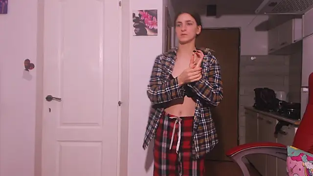 Snapshot of simyhvn chatting on 15, 12, 2025 simyhvn online show from 15, 12, 2025