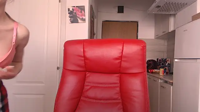 Snapshot of simyhvn chatting on 28, 4, 2026 simyhvn online show from 28, 4, 2026