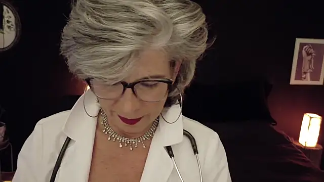 Snapshot of milfettefab chatting on 14, 4, 2026 milfettefab online show from 14, 4, 2026