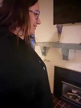 Canadian BBW online show from 14, 1, 2025