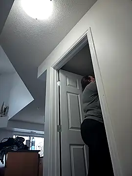 Canadian BBW online show from 11, 2, 2025