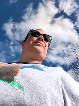 Canadian BBW online show from 6, 3, 2025