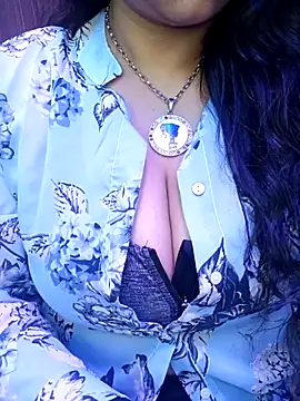 Snapshot of indian_passion chatting on 5, 4, 2026 indian passion online show from 5, 4, 2026