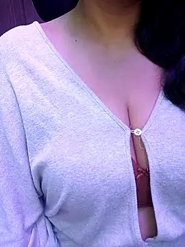 Snapshot of indian_passion chatting on 15, 4, 2026 indian passion online show from 15, 4, 2026