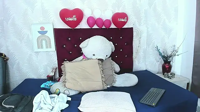 Ariana Diosa online show from 12, 2, 2025