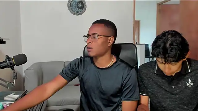 Snapshot of CrissBrownxxx chatting on 7, 2, 2026 CrissBrownxxx online show from 7, 2, 2026