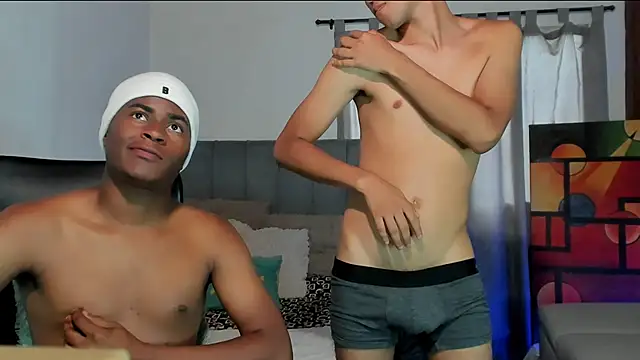 Snapshot of CrissBrownxxx chatting on 10, 3, 2026 CrissBrownxxx online show from 10, 3, 2026