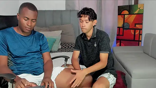 Snapshot of CrissBrownxxx chatting on 2, 5, 2026 CrissBrownxxx online show from 2, 5, 2026