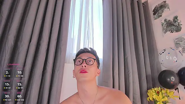 Thiago jones online show from 3, 12, 2025