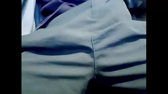 hairyuncut00 online show from 15, 9, 2025