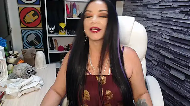 Snapshot of Cruela_deviil chatting on 13, 5, 2026 Cruela deviil online show from 13, 5, 2026