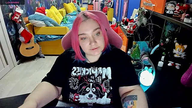 Softie Sofy online show from 11, 1, 2025