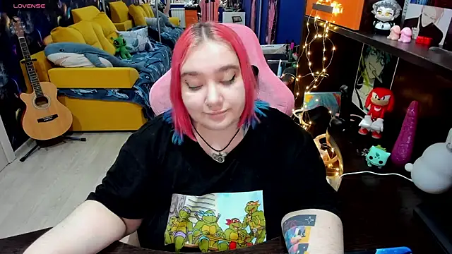 Softie Sofy online show from 31, 1, 2025