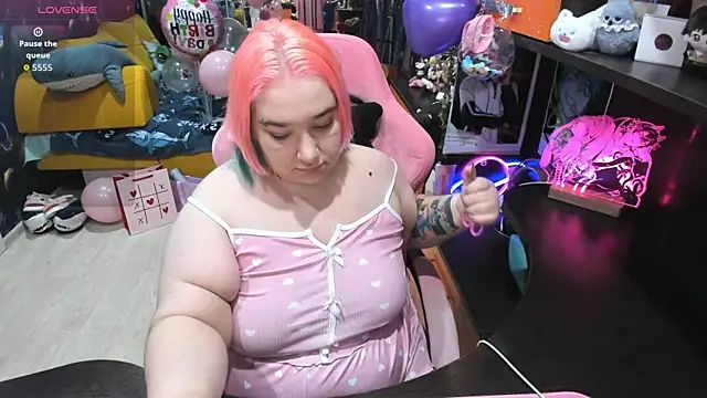 Softie Sofy online show from 6, 3, 2026