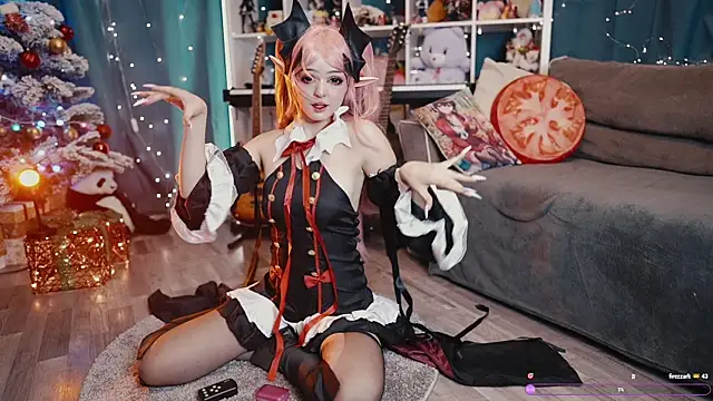 Snapshot of MadnessAlison chatting on 14, 12, 2025 MadnessAlison online show from 14, 12, 2025