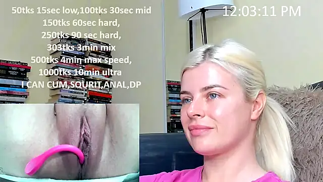 Snapshot of queenofthenighttt chatting on 8, 4, 2026 queenofthenighttt online show from 8, 4, 2026