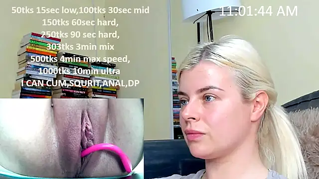 Snapshot of queenofthenighttt chatting on 10, 4, 2026 queenofthenighttt online show from 10, 4, 2026