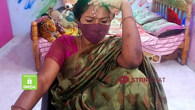 Snapshot of Novapol chatting on 8, 12, 2024 Novapol online show from 8, 12, 2024