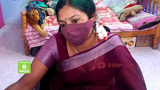 Snapshot of Novapol chatting on 22, 12, 2024 Novapol online show from 22, 12, 2024