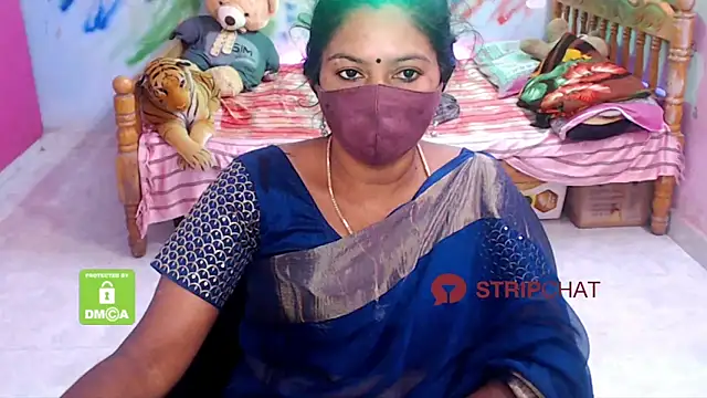 Snapshot of Novapol chatting on 2, 1, 2025 Novapol online show from 2, 1, 2025