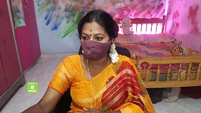 Snapshot of Novapol chatting on 25, 9, 2025 Novapol online show from 25, 9, 2025