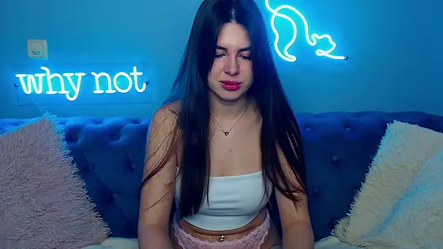 Snapshot of ViollinaLove chatting on 3, 11, 2025 ViollinaLove online show from 3, 11, 2025