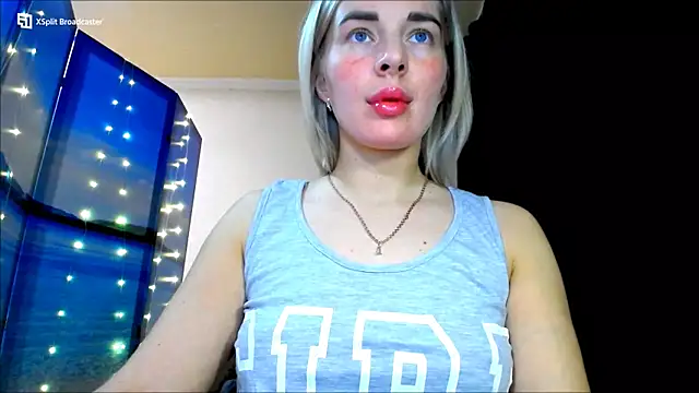 Snapshot of miaa_sunn chatting on 4, 1, 2025 miaa sunn online show from 4, 1, 2025