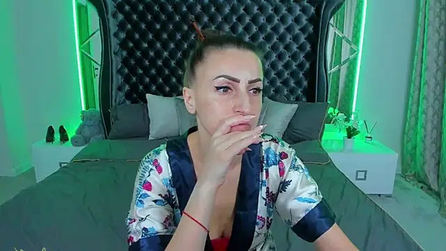 Rebecca Diamond online show from 23, 11, 2025