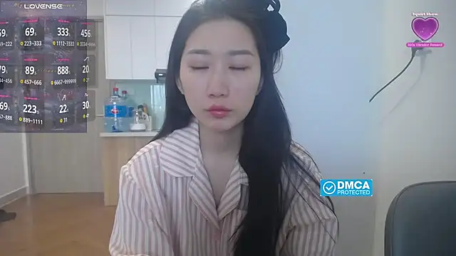 Asiagirll online show from 18, 12, 2025