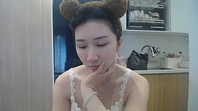 Asiagirll online show from 3, 7, 2026