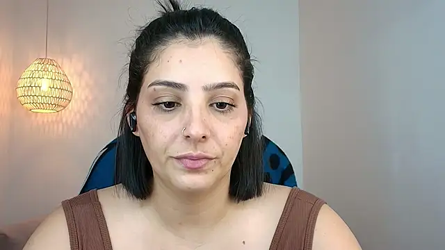 Snapshot of YummyAnna_ chatting on 29, 4, 2026 YummyAnna online show from 29, 4, 2026