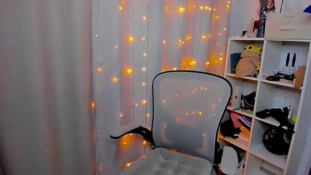 Snapshot of FieryHeart chatting on 25, 6, 2026 FieryHeart online show from 25, 6, 2026