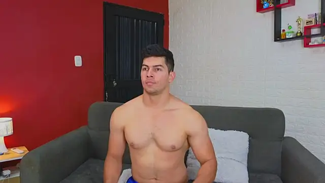 Snapshot of FelipeAndMarcello3 chatting on 13, 1, 2025 FelipeAndMarcello3 online show from 13, 1, 2025