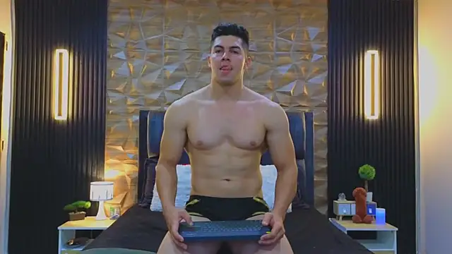 Snapshot of FelipeAndMarcello3 chatting on 29, 1, 2025 FelipeAndMarcello3 online show from 29, 1, 2025