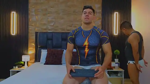 Snapshot of FelipeAndMarcello3 chatting on 3, 3, 2025 FelipeAndMarcello3 online show from 3, 3, 2025