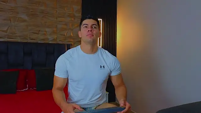 Snapshot of FelipeAndMarcello3 chatting on 14, 3, 2025 FelipeAndMarcello3 online show from 14, 3, 2025