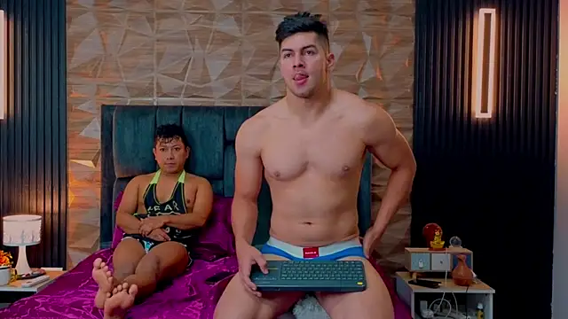 Snapshot of FelipeAndMarcello3 chatting on 3, 10, 2025 FelipeAndMarcello3 online show from 3, 10, 2025