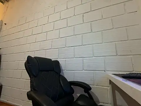 Max TheHorseDick online show from 7, 1, 2026