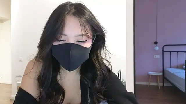 Snapshot of TammiLou chatting on 10, 2, 2025 TammiLou online show from 10, 2, 2025