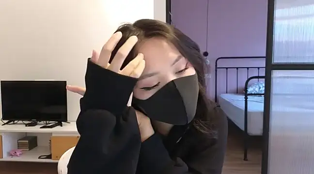 Snapshot of TammiLou chatting on 10, 2, 2025 TammiLou online show from 10, 2, 2025