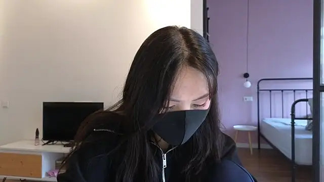 Snapshot of TammiLou chatting on 13, 2, 2025 TammiLou online show from 13, 2, 2025