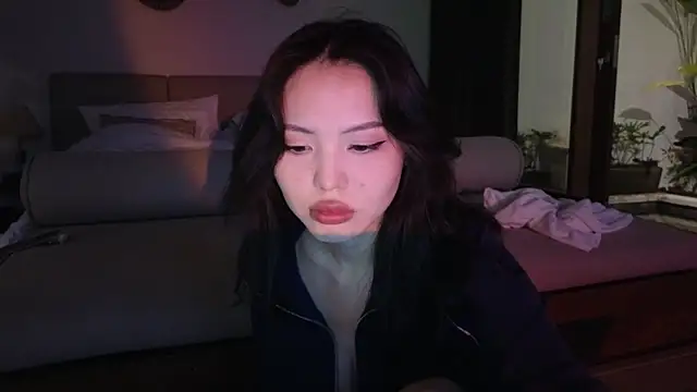 Snapshot of TammiLou chatting on 2, 3, 2025 TammiLou online show from 2, 3, 2025