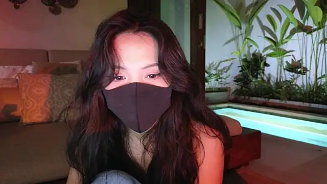 Snapshot of TammiLou chatting on 8, 3, 2025 TammiLou online show from 8, 3, 2025