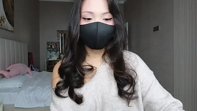 Snapshot of TammiLou chatting on 18, 9, 2025 TammiLou online show from 18, 9, 2025